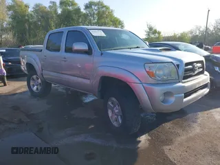 2007 Toyota Tacoma with VIN 5TELU42N87Z454847, listed as a IAAI auction lot 42042037 with 177,846 mi miles and . Bid and sale history available at DreamBid. Image 1.