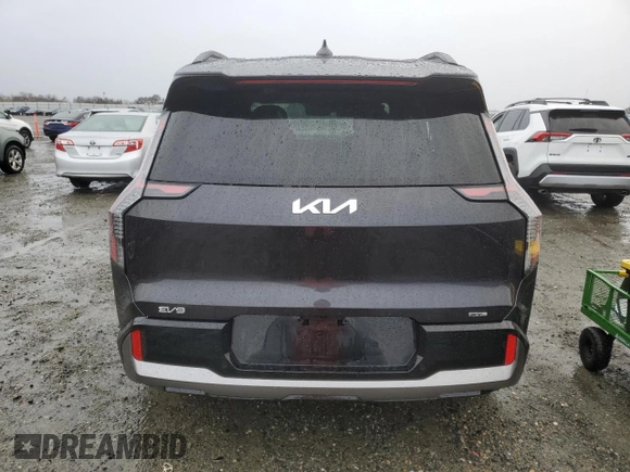 2024 Kia EV9 GT-Line with VIN KNDAEFS51R6026666, listed as a Copart auction lot 44174165 with 11,058 mi miles and Salvage Title. Bid and sale history available at carsss.com. Image 6.