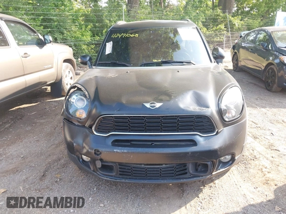 2014 MINI Countryman S с VIN WMWZC3C5XEWP27462, выставлен на аукционе IAAI как лот 42471068 с пробегом 113 198 миль миль и . История ставок и продаж доступна на DreamBid. Изображение 12.