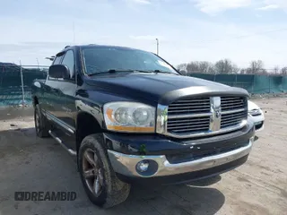 2006 Dodge 1500 SLT with VIN 1D7HU18N46S718540, listed as a IAAI auction lot 41961455 with 204,070 mi miles. Bid and sale history available at carsss.com. Image 1.