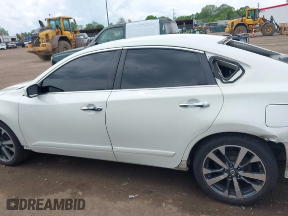 2016 Nissan Altima S z VIN 1N4AL3AP0GC174433, wystawiony jako IAAI lot #42257840 z przebiegiem 122 158 mil mil oraz . Historia ofert i sprzedaży dostępna na DreamBid. Obrazek 15.