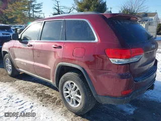 2018 Jeep Grand Cherokee Laredo E with VIN 1C4RJFAG8JC127274, listed as a IAAI auction lot 41394989 with 106,608 mi miles. Bid and sale history available at carsss.com. Image 3.