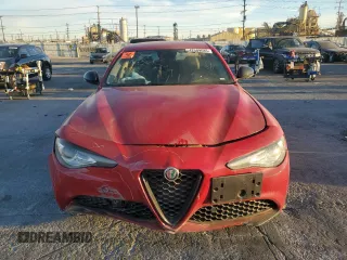 2021 Alfa Romeo Giulia with VIN ZARFAMAN9M7638923, listed as a Copart auction lot 42589685 with 16,446 mi miles and Clean title. Bid and sale history available at DreamBid. Image 5.