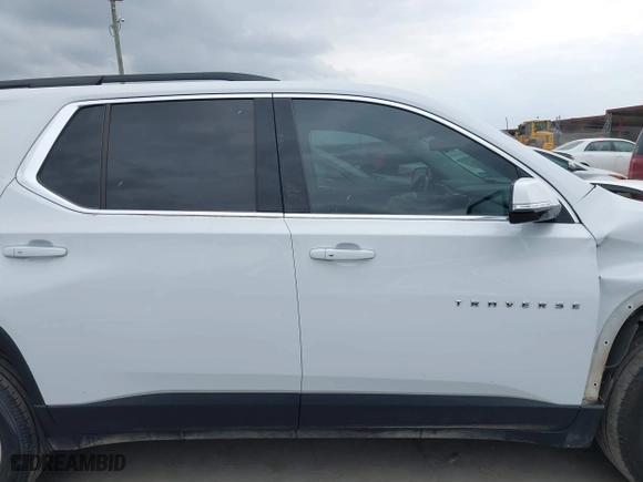 2019 Chevrolet Traverse LT Leather with VIN 1GNERHKW1KJ288160, listed as a IAAI auction lot 41707623 with 111,165 mi miles. Bid and sale history available at carsss.com. Image 14.