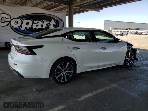 2023 Nissan Maxima SV with VIN 1N4AA6CV2PC511770, listed as a Copart auction lot 62664065 with 33,223 mi miles and Clean title. Bid and sale history available at DreamBid. Image 3.