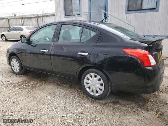 2015 Nissan Versa S Plus with VIN 3N1CN7AP1FL869269, listed as a Copart auction lot 53681355 with 173,958 mi miles and Clean Title. Bid and sale history available at carsss.com. Image 2.