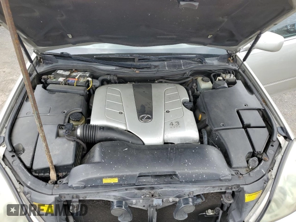 2003 Lexus LS 430 z VIN JTHBN30FX30102599, wystawiony jako Copart lot #58850365 z przebiegiem 245 545 mil mil oraz Czysty tytuł • Clean title. Historia ofert i sprzedaży dostępna na DreamBid. Obrazek 11.