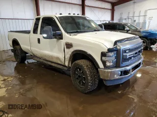 2008 Ford F-350 XL with VIN 1FTWX31R98EB22035, listed as a Copart auction lot 43644045 with 272,372 mi miles and Salvage Title. Bid and sale history available at DreamBid. Image 4.