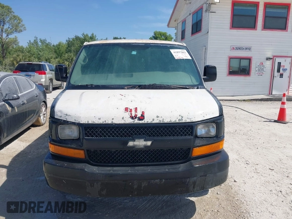 2005 Chevrolet Express Cargo Van with VIN 1GCGG29VX51196213, listed as a IAAI auction lot 41897062 with 417,674 mi miles. Bid and sale history available at carsss.com. Image 6.