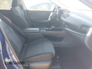 2021 Nissan Rogue S z VIN 5N1AT3AB7MC849121, wystawiony jako IAAI lot #42040310 z przebiegiem 32 914 mil mil oraz . Historia ofert i sprzedaży dostępna na DreamBid. Obrazek 5.