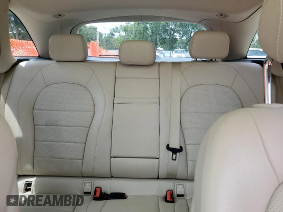 2018 Mercedes-Benz GLC 300 z VIN WDC0G4JB6JV048068, wystawiony jako Copart lot #59135975 z przebiegiem 108 886 mil mil oraz Szkoda całkowita • Salvage title. Historia ofert i sprzedaży dostępna na DreamBid. Obrazek 10.