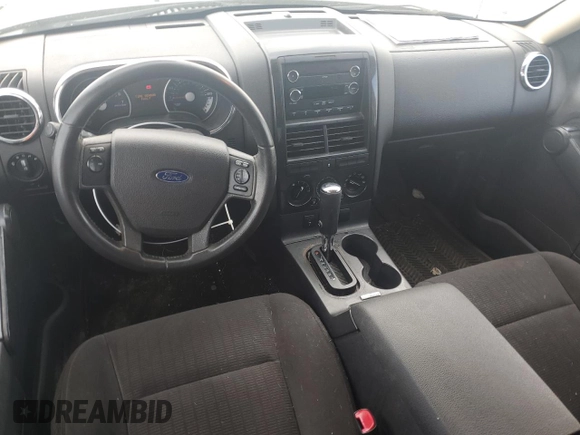 2010 Ford Explorer XLT with VIN 1FMEU6DE5AUA17899, listed as a Copart auction lot 46700275 with 117,460 mi miles and Salvage title. Bid and sale history available at DreamBid. Image 8.