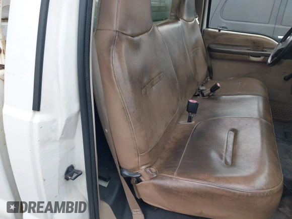 2001 Ford F-350 with VIN 1FTSF30S51EA69183, listed as a IAAI auction lot 41533083 with 186,748 mi miles and . Bid and sale history available at DreamBid. Image 8.