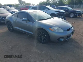 2008 Mitsubishi Eclipse GS z VIN 4A3AK24F28E036454, wystawiony jako IAAI lot #42276489 z przebiegiem 153 707 mil mil oraz . Historia ofert i sprzedaży dostępna na DreamBid. Obrazek 1.