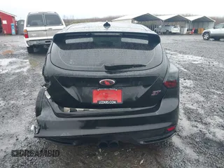 2014 Ford Focus ST with VIN 1FADP3L91EL441379, listed as a IAAI auction lot 41092598 with 58,670 mi miles and . Bid and sale history available at carsss.com. Image 16.