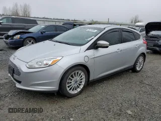 2013 Ford Focus Electric z VIN 1FADP3R43DL196997, wystawiony jako Copart lot #43476355 z przebiegiem 77 071 mil mil oraz Szkody całkowita. Historia ofert i sprzedaży dostępna na DreamBid. Obrazek 1.