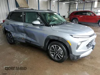 2024 Chevrolet TrailBlazer LT with VIN KL79MPS29RB177776, listed as a Copart auction lot 53800835 with 34,031 mi miles and Clean Title. Bid and sale history available at DreamBid. Image 4.