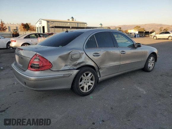 2005 Mercedes-Benz E-Class 3.2L with VIN WDBUF65J95A712625, listed as a Copart auction lot 82050834 with 327,844 mi miles and Salvage Title. Bid and sale history available at carsss.com. Image 3.
