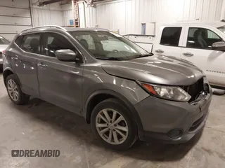 2017 Nissan Rogue Sport SL with VIN JN1BJ1CR6HW109418, listed as a IAAI auction lot 41500282 with 152,546 mi miles. Bid and sale history available at carsss.com. Image 1.