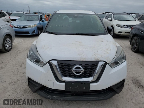 2020 Nissan Kicks S z VIN 3N1CP5BV3LL496937, wystawiony jako Copart lot #76772034 z przebiegiem Nie podano mil oraz Nie do naprawy • Non repairable. Historia ofert i sprzedaży dostępna na DreamBid. Obrazek 5.