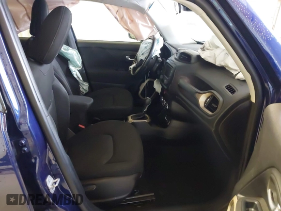 2017 Jeep Renegade Latitude with VIN ZACCJABB6HPE79271, listed as a IAAI auction lot 40998196 with 117,118 mi miles. Bid and sale history available at carsss.com. Image 5.