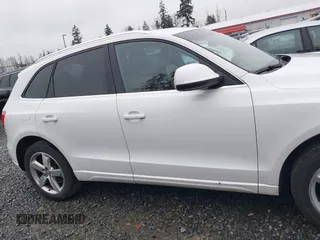 2011 Audi Q5 Premium Plus z VIN WA1LFAFP7BA025278, wystawiony jako IAAI lot #41239111 z przebiegiem 131 207 mil mil oraz . Historia ofert i sprzedaży dostępna na DreamBid. Obrazek 13.