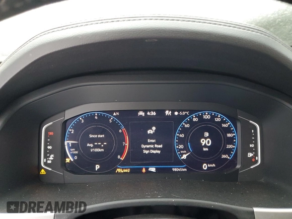 2021 Volkswagen Atlas SEL Premium R-Line with VIN 1V2FR2CA4MC543032, listed as a Copart auction lot 43999525 with 98,045 mi miles and Clean title. Bid and sale history available at DreamBid. Image 9.