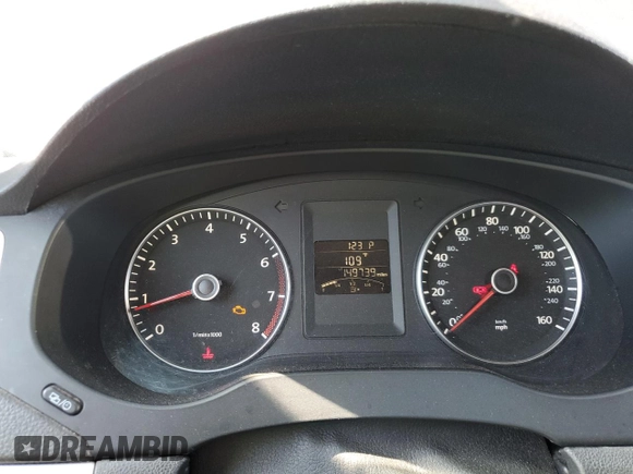 2013 Volkswagen Jetta SE with VIN 3VWDP7AJ1DM354199, listed as a Copart auction lot 61929725 with 149,739 mi miles and Salvage title. Bid and sale history available at DreamBid. Image 9.