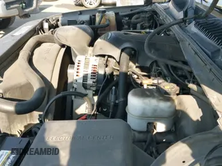 2001 Chevrolet Silverado 1500 LS with VIN 2GCEC19V911398073, listed as a IAAI auction lot 42907121 with 160,610 mi miles and . Bid and sale history available at DreamBid. Image 20.