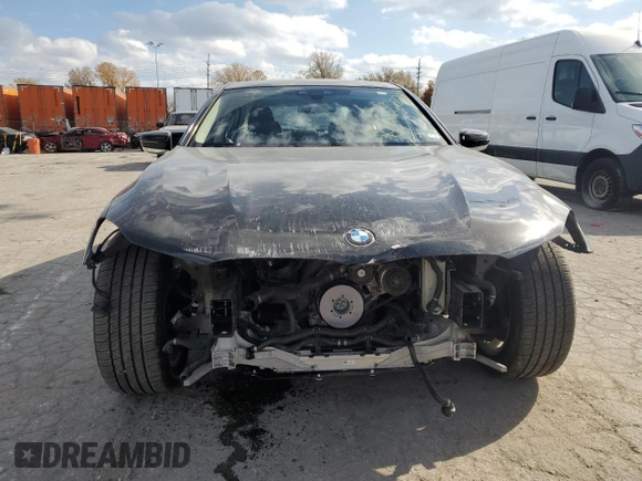 2018 BMW 7 Series 740i xDrive with VIN WBA7E4C54JGV23901, listed as a Copart auction lot 77322824 with 70,922 mi miles and Salvage Title. Bid and sale history available at carsss.com. Image 5.