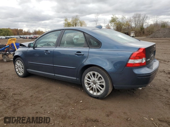 2005 Volvo S40 with VIN YV1MS682852089228, listed as a Copart auction lot 79582464 with 107,503 mi miles and Salvage Title. Bid and sale history available at carsss.com. Image 2.