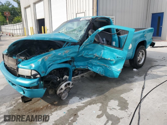 1997 Dodge Dakota with VIN 1B7FL26X9VS140321, listed as a Copart auction lot 53888125 with Not Provided miles and Non Repairable. Bid and sale history available at carsss.com. Image 1.