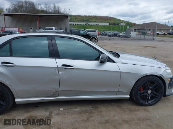 2011 Mercedes-Benz E 550 Luxury with VIN WDDHF9AB5BA457539, listed as a IAAI auction lot 42013168 with 89,572 mi miles and . Bid and sale history available at DreamBid. Image 6.