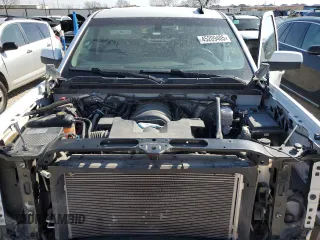 2018 Chevrolet Silverado 1500 LT with VIN 3GCPCREC1JG224856, listed as a Copart auction lot 45209405 with 123,833 mi miles and Salvage Title. Bid and sale history available at DreamBid. Image 11.
