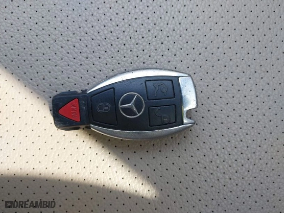 2011 Mercedes-Benz C-Class C 300 Sport with VIN WDDGF8BBXBR165780, listed as a IAAI auction lot 41790371 with 180,000 mi miles. Bid and sale history available at carsss.com. Image 11.
