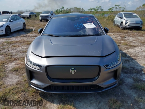 2024 Jaguar I-PACE R-Dynamic HSE with VIN SADHM2S12R1634818, listed as a IAAI auction lot 40531501 with 1 mi miles. Bid and sale history available at carsss.com. Image 6.