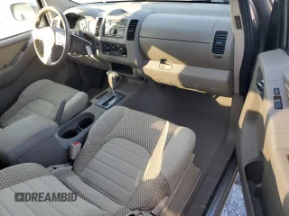 2008 Nissan Frontier SE with VIN 1N6AD06U48C401867, listed as a Copart auction lot 43952335 with 131,811 mi miles and Salvage title. Bid and sale history available at DreamBid. Image 8.