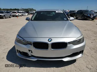 2013 BMW 3 Series 320i with VIN WBA3B1C50DK128525, listed as a Copart auction lot 48618015 with 124,304 mi miles and Salvage Title. Bid and sale history available at carsss.com. Image 5.