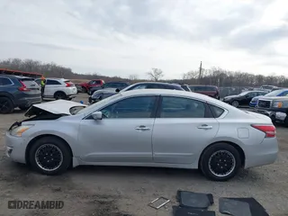 2015 Nissan Altima 2.5 with VIN 1N4AL3AP5FC298843, listed as a IAAI auction lot 41716192 with 72,041 mi miles. Bid and sale history available at carsss.com. Image 14.