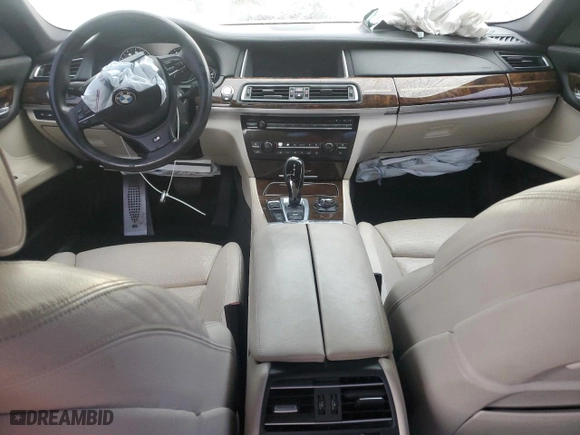 2013 BMW 7 Series 740Li with VIN WBAYE4C52DDW22629, listed as a Copart auction lot 44608645 with 163,135 mi miles and Salvage Title. Bid and sale history available at carsss.com. Image 8.