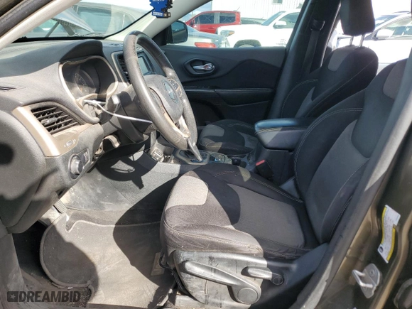 2015 Jeep Cherokee Sport with VIN 1C4PJLAB3FW553860, listed as a Copart auction lot 45286625 with 137,951 mi miles and Salvage Title. Bid and sale history available at carsss.com. Image 7.