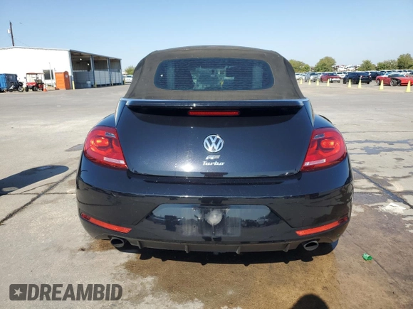 2015 Volkswagen Beetle with VIN 3VW7S7ATXFM801130, listed as a Copart auction lot 78613304 with 102,813 mi miles and Clean Title. Bid and sale history available at DreamBid. Image 6.