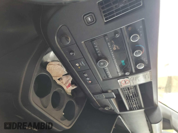 2022 Chevrolet Express Cargo z VIN 1GCWGAFP2N1259705, wystawiony jako IAAI lot #42558312 z przebiegiem 64 969 mil mil oraz . Historia ofert i sprzedaży dostępna na DreamBid. Obrazek 14.