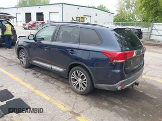2016 Mitsubishi Outlander SE with VIN JA4AD3A37GZ037372, listed as a IAAI auction lot 42354232 with 188,977 mi miles and . Bid and sale history available at DreamBid. Image 3.