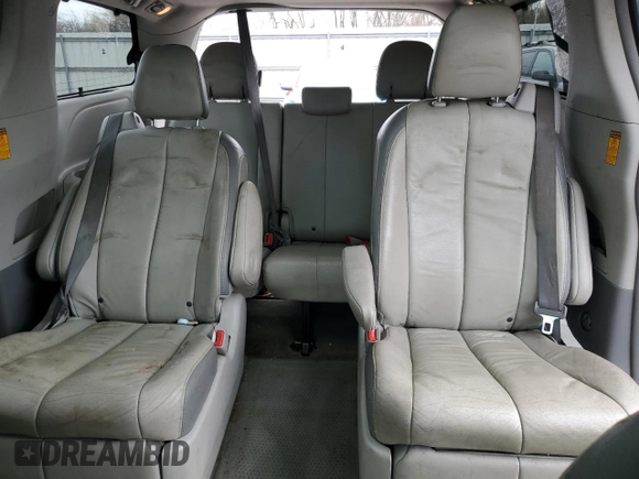 2013 Toyota Sienna XLE with VIN 5TDDK3DC9DS071069, listed as a Copart auction lot 51740015 with 170,277 mi miles and Salvage Title. Bid and sale history available at DreamBid. Image 10.