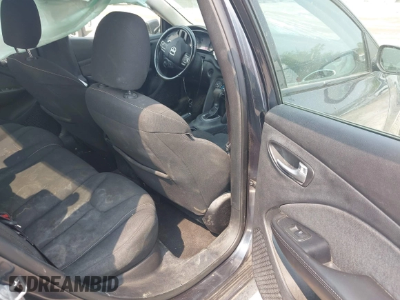 2013 Dodge Dart SXT with VIN 1C3CDFBA2DD267945, listed as a IAAI auction lot 42411305 with 92,969 mi miles and . Bid and sale history available at DreamBid. Image 8.