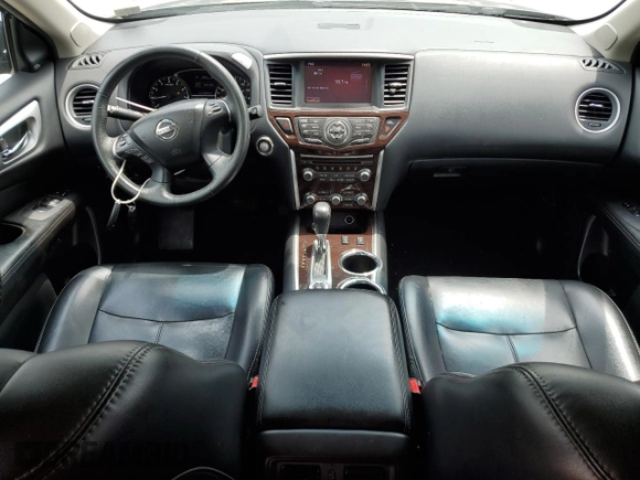 2015 Nissan Pathfinder Platinum z VIN 5N1AR2MM8FC695270, wystawiony jako Copart lot #62685795 z przebiegiem 111 998 mil mil oraz Szkoda całkowita • Salvage title. Historia ofert i sprzedaży dostępna na DreamBid. Obrazek 8.
