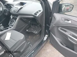 2013 Ford Escape SE with VIN 1FMCU9G99DUD71887, listed as a IAAI auction lot 42689284 with 70,662 mi miles and . Bid and sale history available at DreamBid. Image 5.