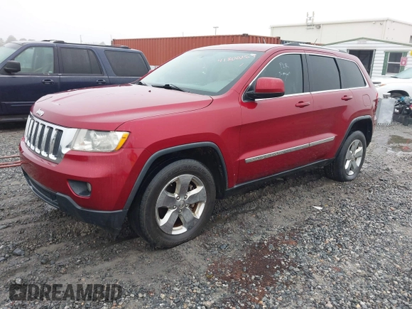 2013 Jeep Grand Cherokee Laredo with VIN 1C4RJEAG0DC516926, listed as a IAAI auction lot 41800254 with 259,006 mi miles. Bid and sale history available at carsss.com. Image 17.