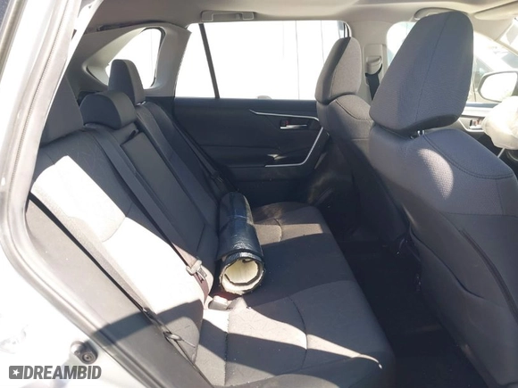 2019 Toyota RAV4 XLE with VIN JTMW1RFV3KD028269, listed as a IAAI auction lot 41818167 with 49,299 mi miles. Bid and sale history available at carsss.com. Image 8.